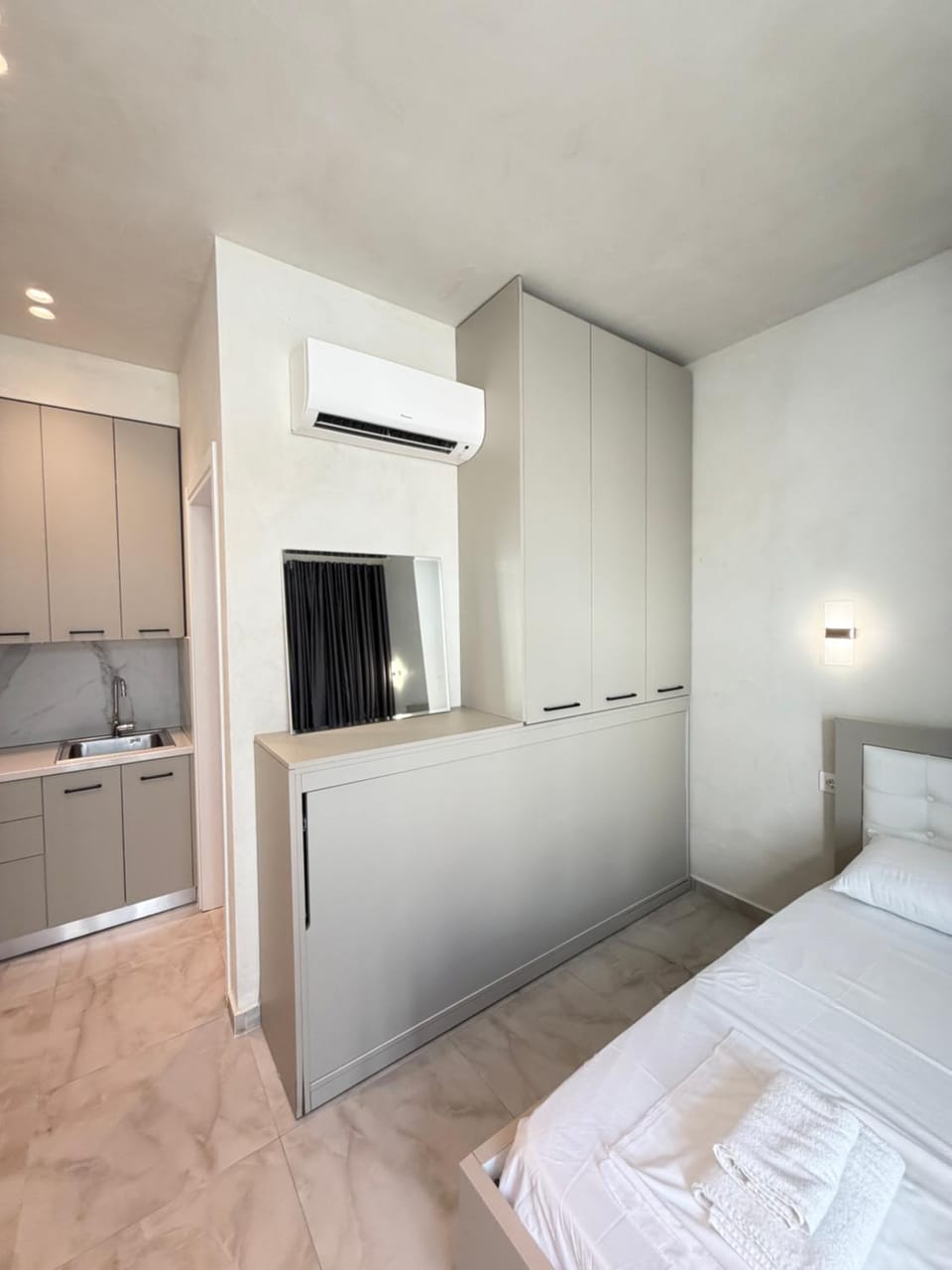 Casablanca Studio Santorini Dhërmi Apartment in Vlorë County, Albania