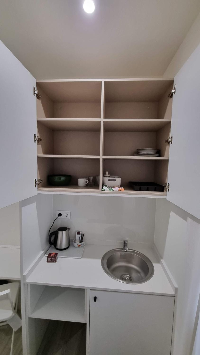 Kitchen or kitchenette, Dining area, Meals