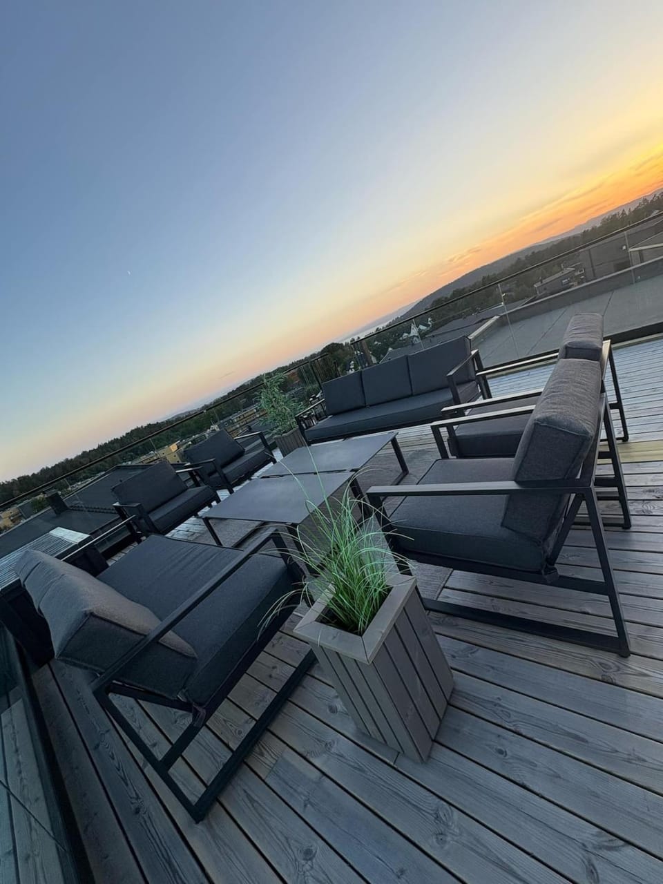 View (from property/room), Balcony/Terrace, Seating area, Sunrise, Sunset