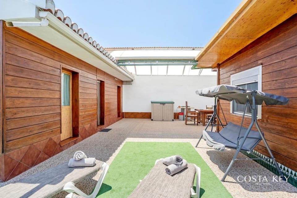 Patio, Day, View (from property/room), Balcony/Terrace
