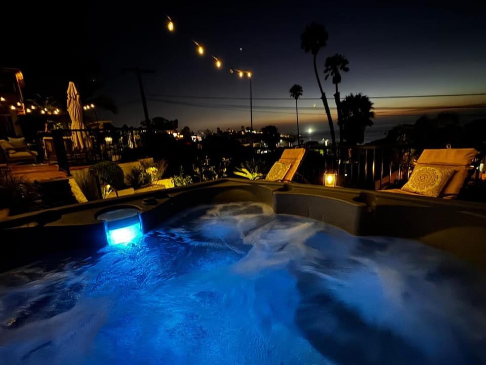 Amalfi La Jolla Ocean Views Hot Tub House in La Jolla Shores