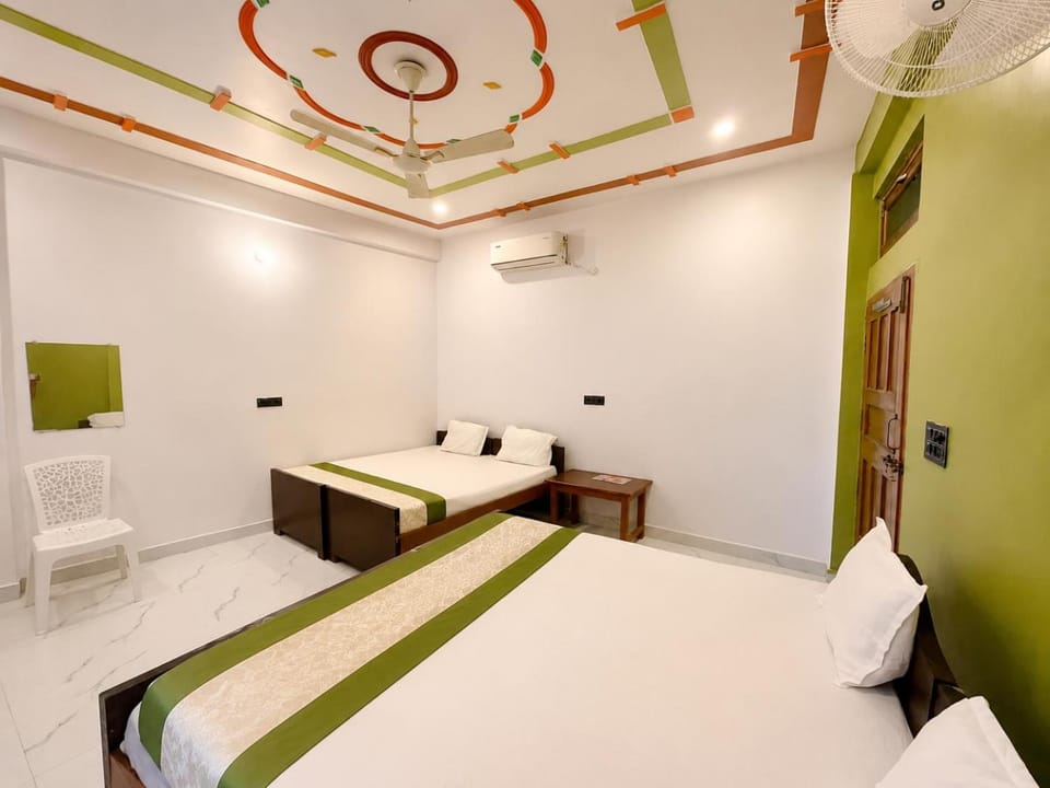 HOTEL RAM JANM BHOOMI AYODHYA URMILA PALACE inn Hotel in Uttar Pradesh