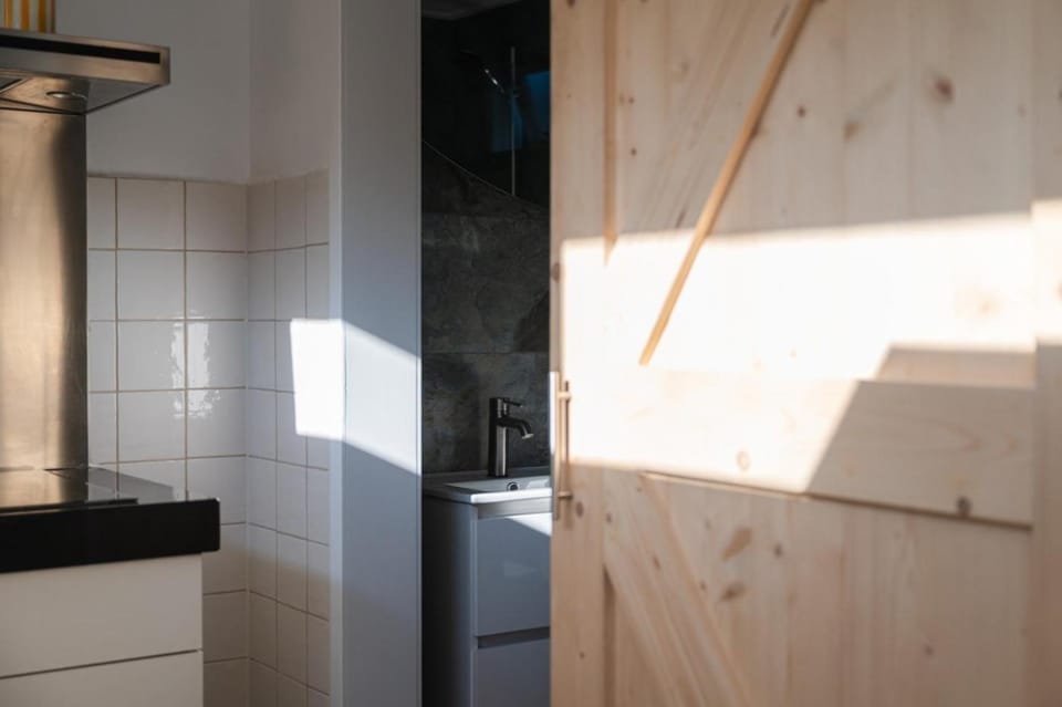Bathroom, Kitchen or kitchenette