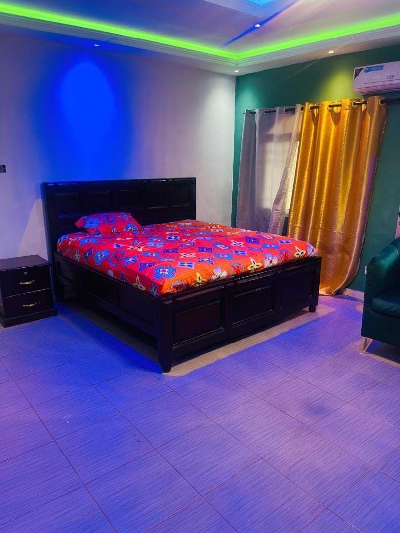 Mountain view villa Bed and Breakfast in Freetown