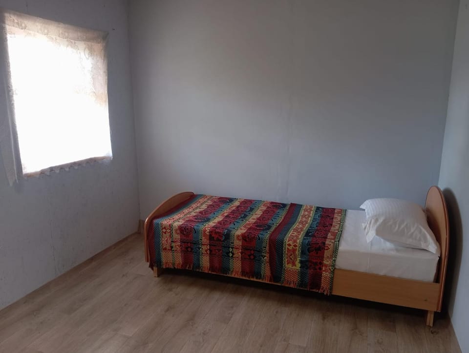 3 комнатные эконом номера от 2 до 6 мест Bed and Breakfast in Kazakhstan