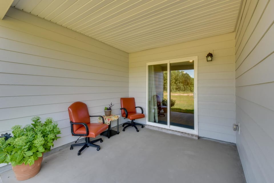 Lake Hartwell Home Base: 2 Mi to Marina! House in Lake Hartwell