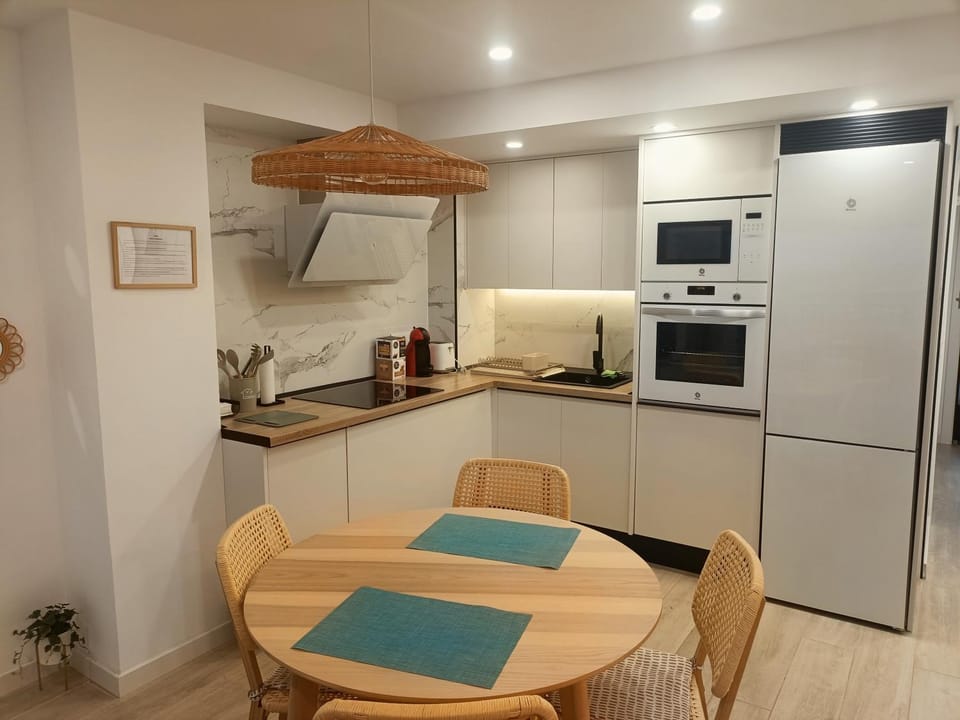 The Portside Jewel Puerto Villajoyosa Beachfront Apartment in Villajoyosa