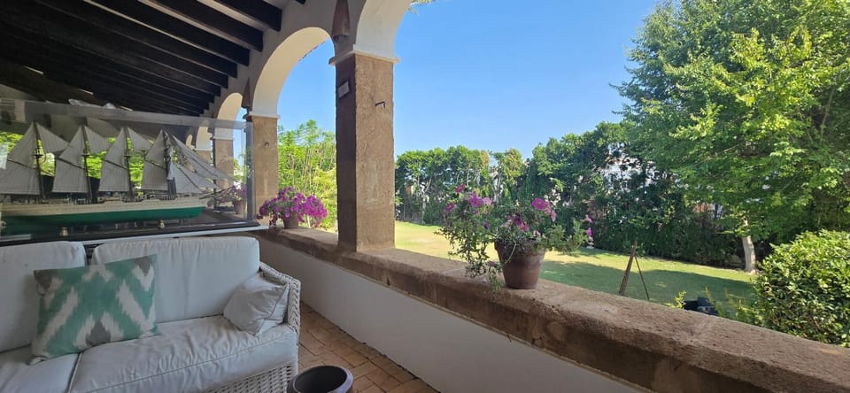 Mezquida del puerto House in Xàbia