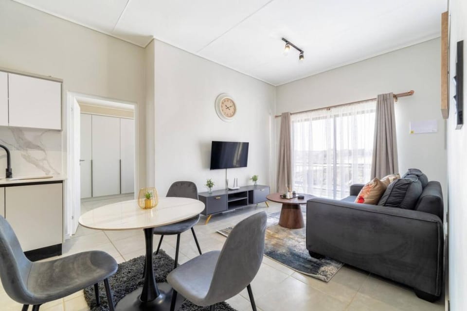 #Alimama Spaces The Modern Stay in Midrand Apartment in Sandton