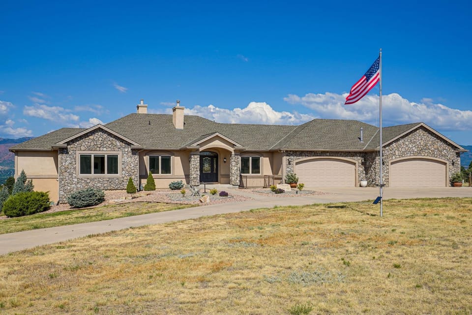 Mtn Getaway Near Air Force Academy w/ Hot Tub House in Colorado Springs