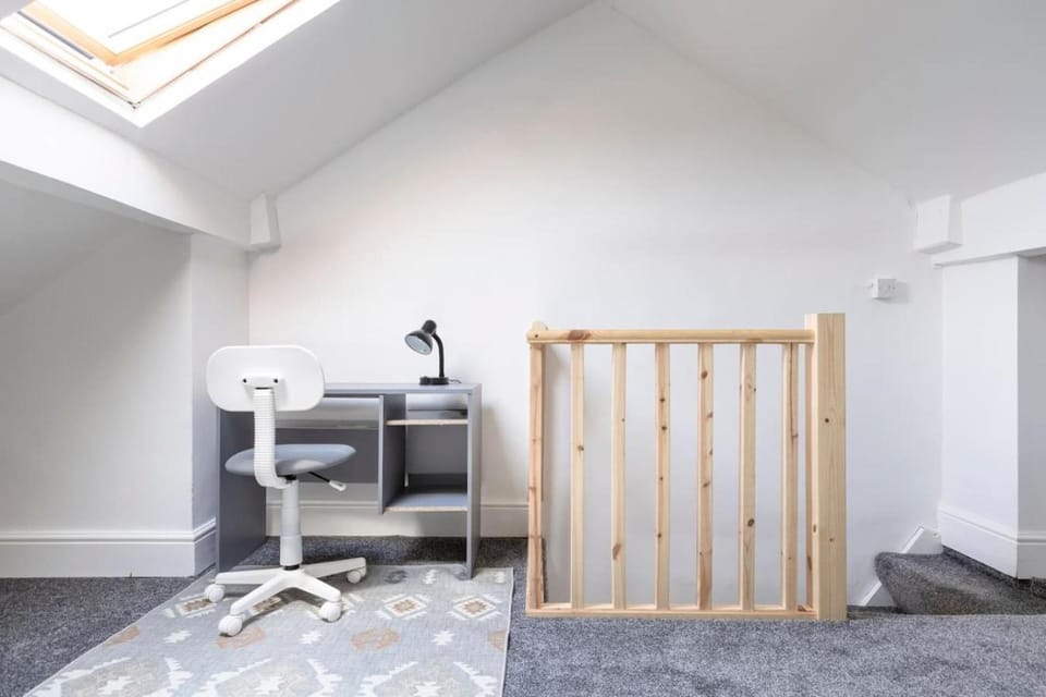 Modern Home in Walsall House in Walsall