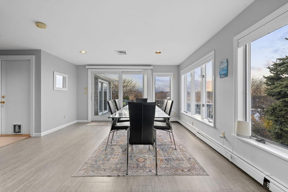 Day, Natural landscape, View (from property/room), Dining area, furniture