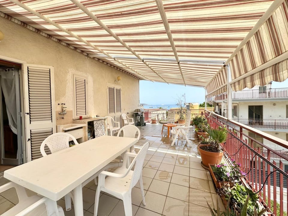 GINEVRA HOUSE Giardini Apartment in Naxos