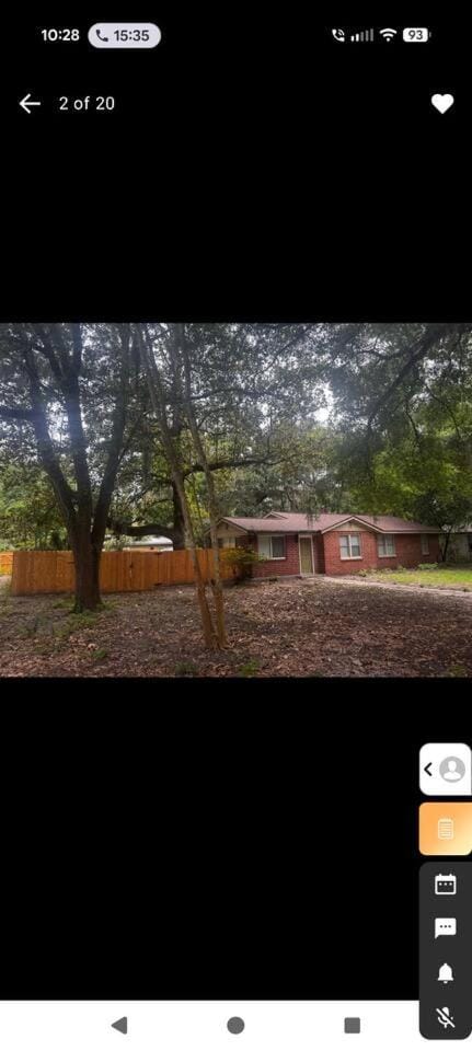 Parking Palace 8 spaces plus sleeps 8 House in Gainesville