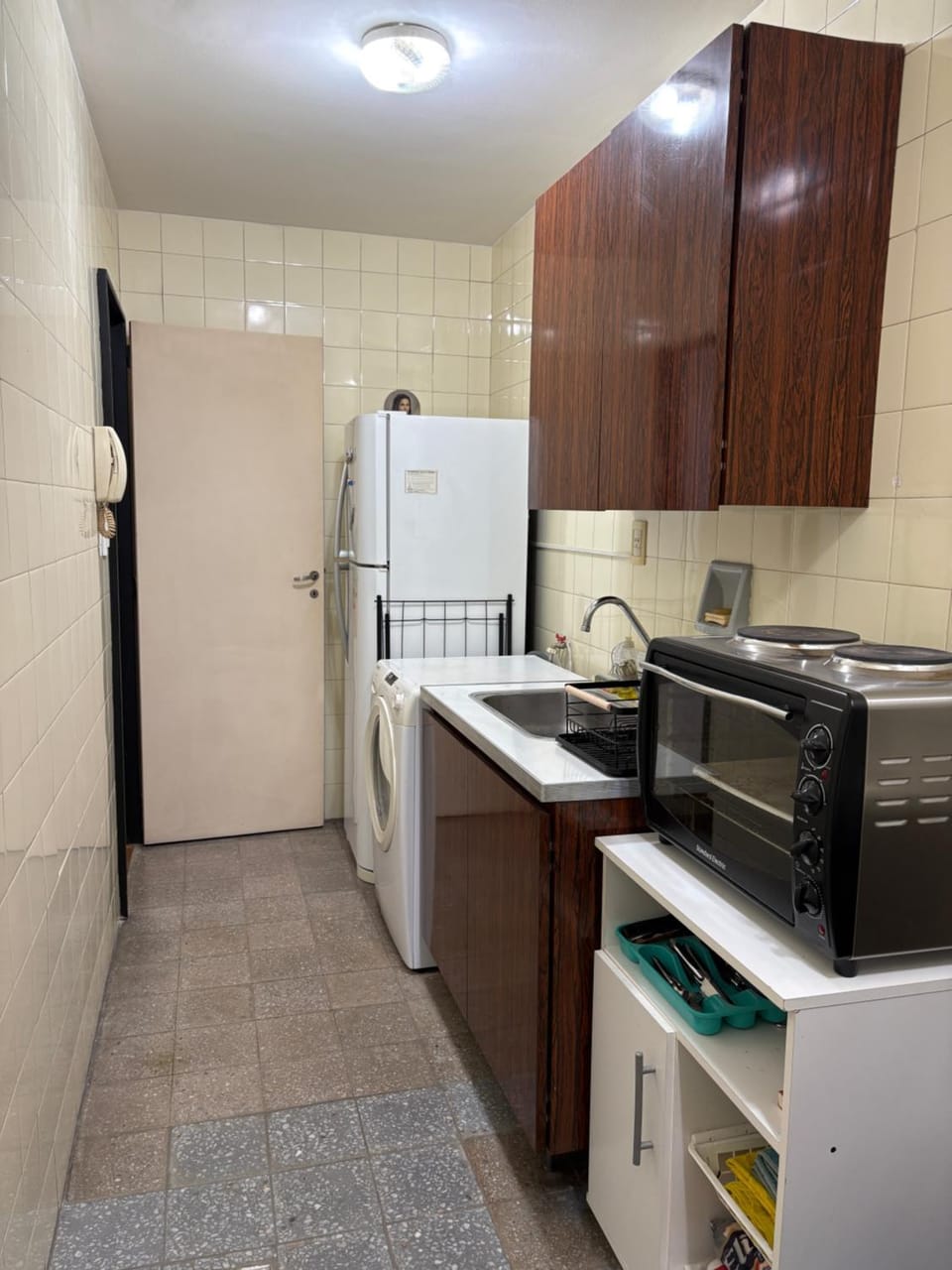 Kitchen or kitchenette, stove