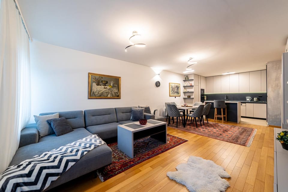 Kitchen or kitchenette, Living room, Seating area, Dining area, oven, stove