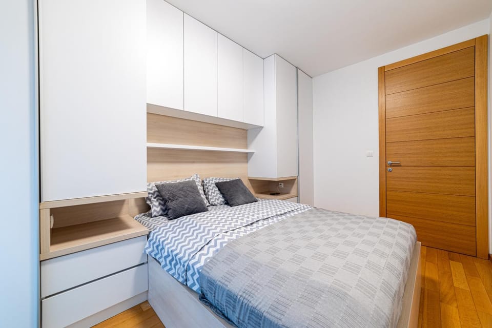 Bed, Photo of the whole room, Bedroom, wardrobe