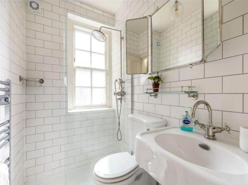 Cosy Grassmarket Hideaway Apartment in Edinburgh