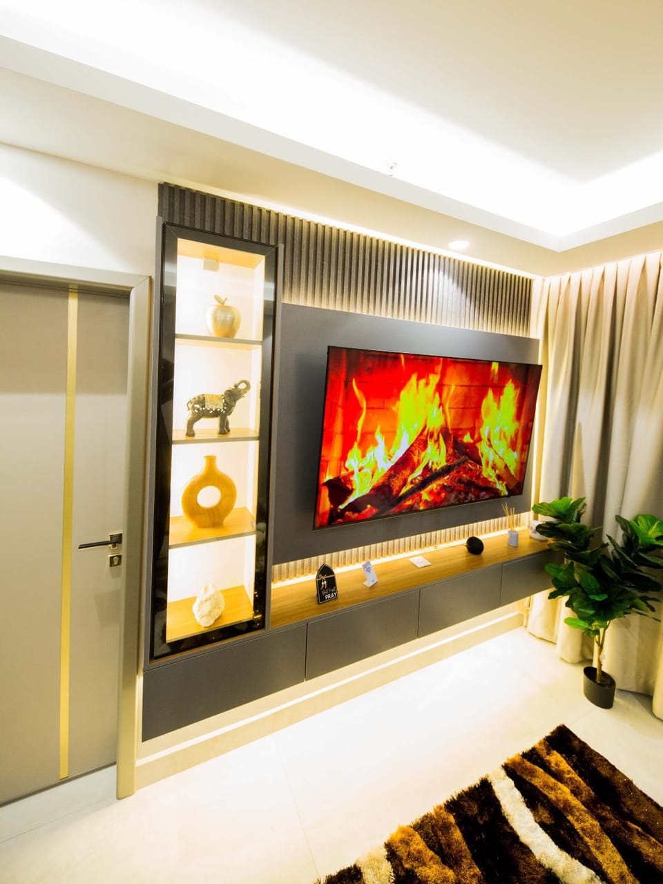 G&L Luxury Properties at Grand Mirage Apartment in Accra