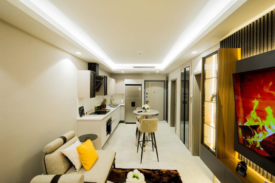 G&L Luxury Properties at Grand Mirage Apartment in Accra