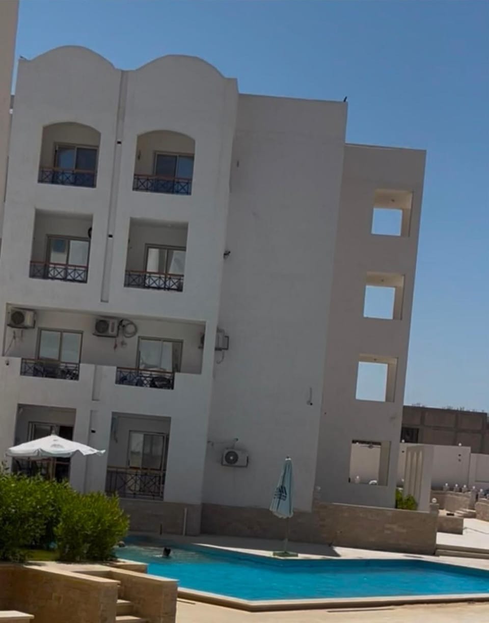Property building, Pool view, Swimming pool