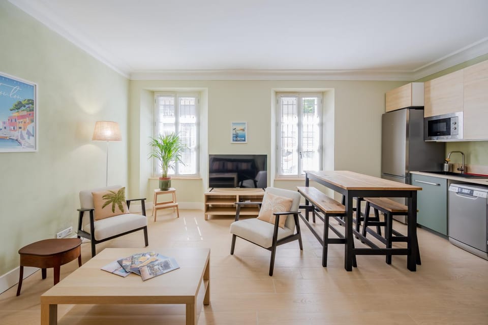 TV and multimedia, Living room, kitchen