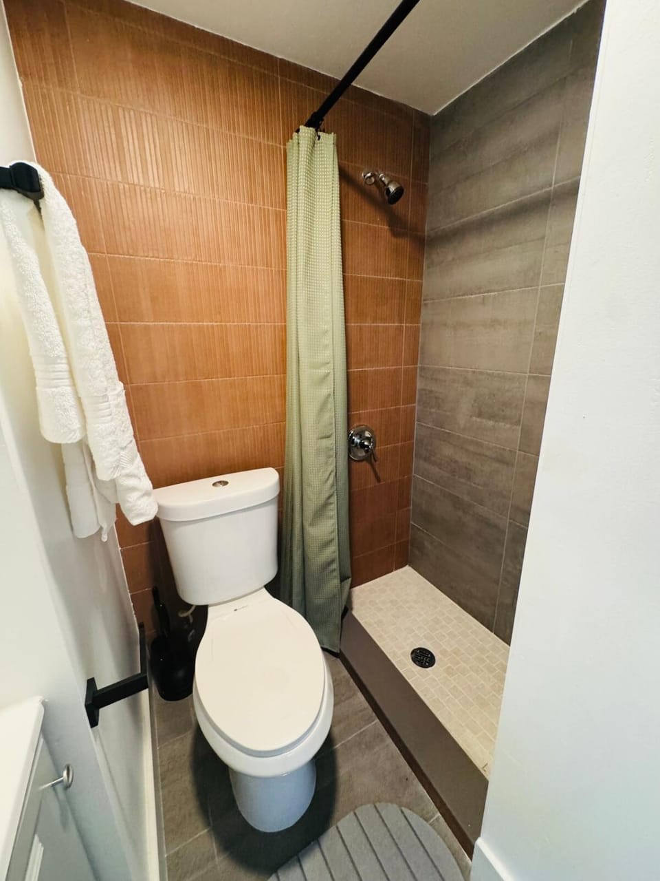 Cozy Stay 4BR Near Calle Ocho Food Culture House in Coral Gables