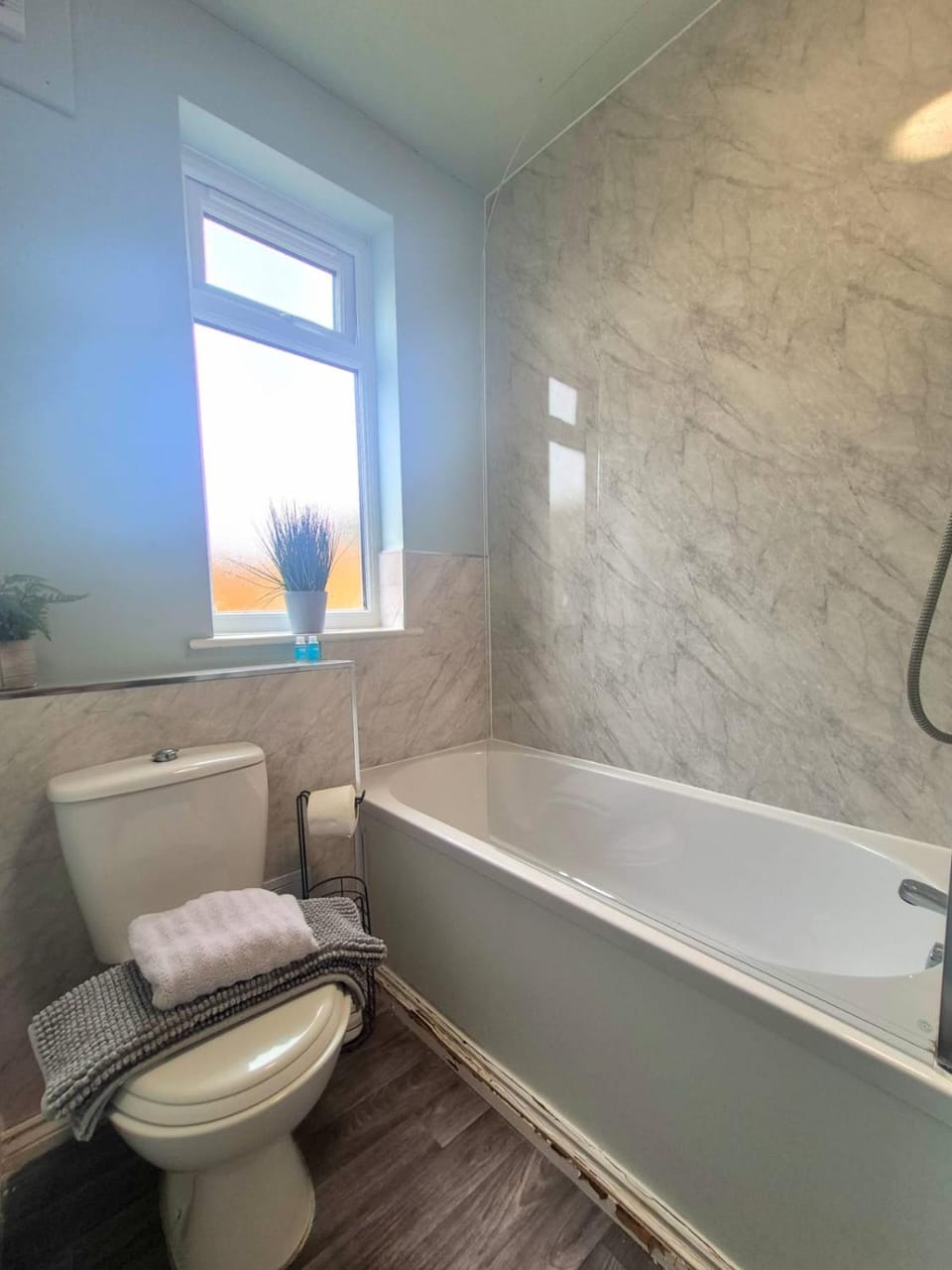 Family 3BR Home - Free Parking - Near City Centre Apartment in Leicester