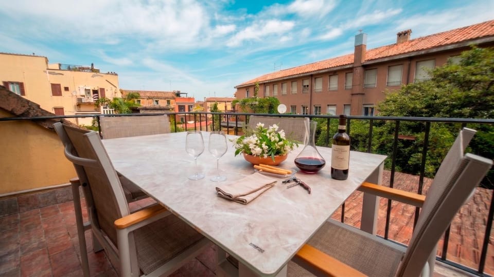 Property building, Patio, View (from property/room), Balcony/Terrace, City view