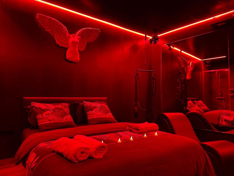 Crescendo 9 Love Room Apartment in Lille