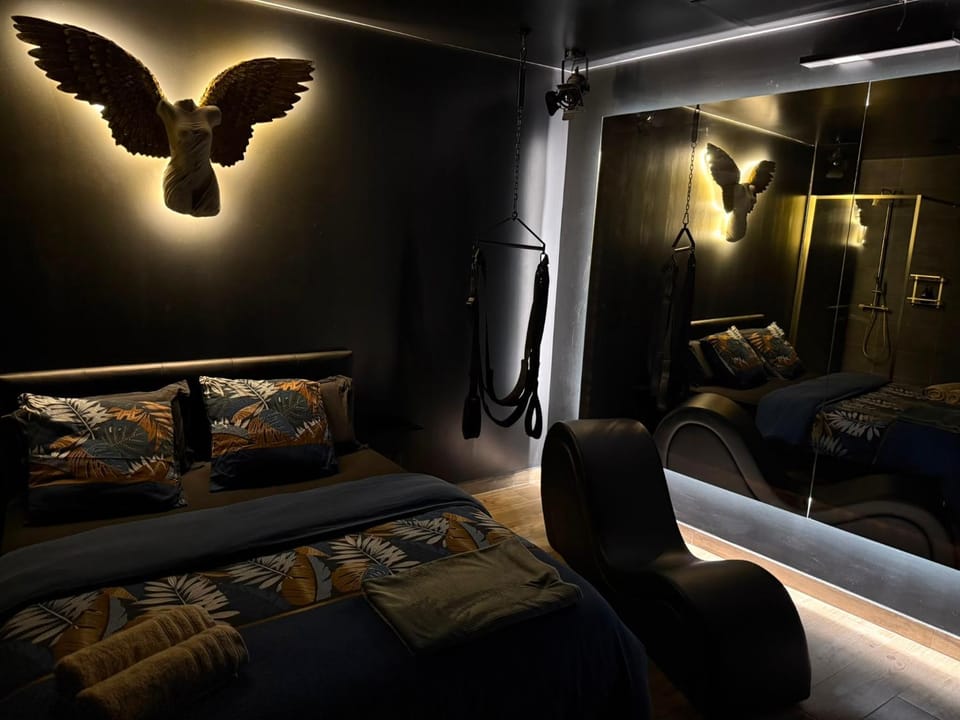 Crescendo 9 Love Room Apartment in Lille