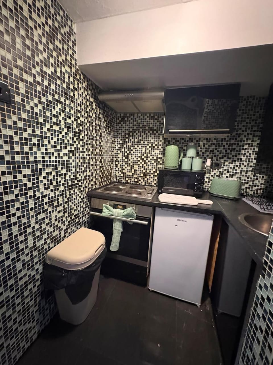 Valpy street studio Apartment in Reading