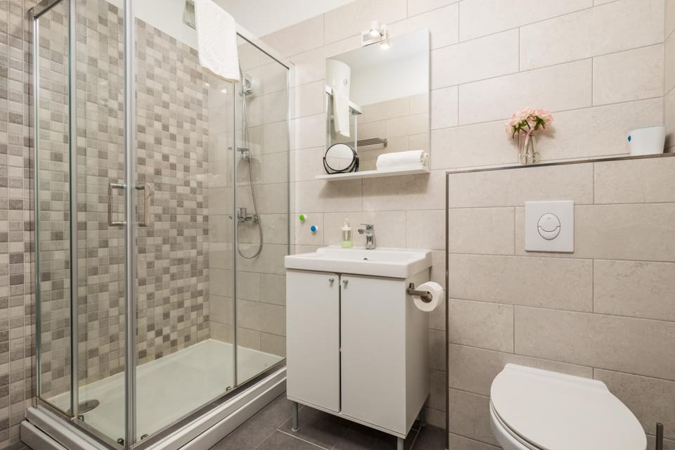 Delta Room 5 Apartment in Rijeka