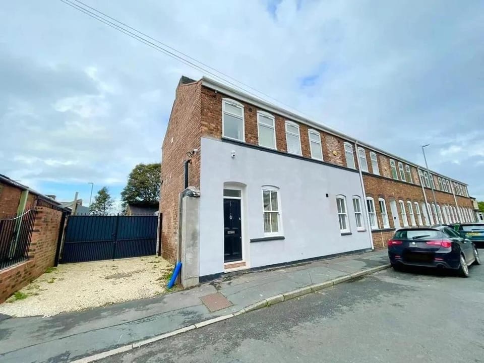 Property building, Parking