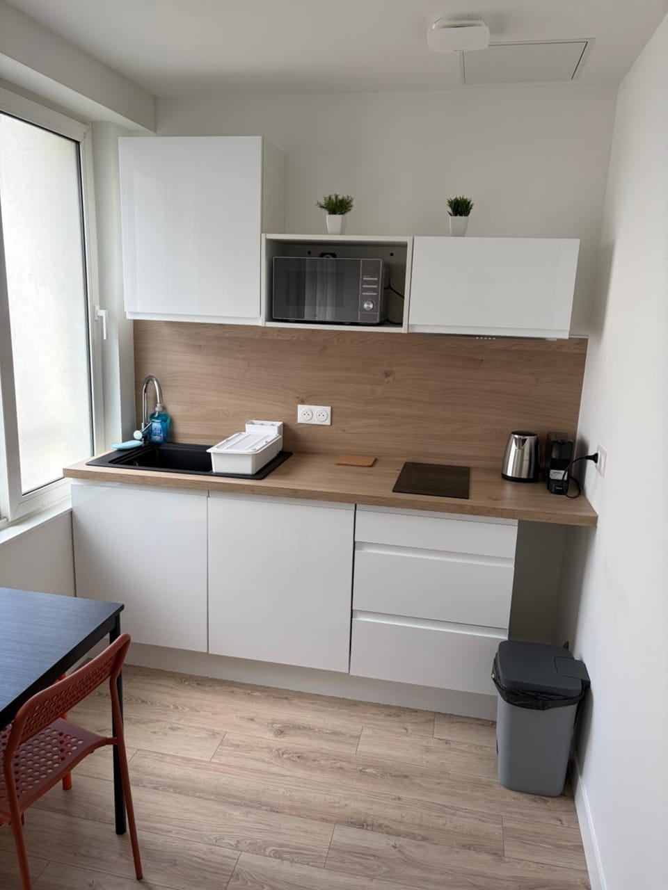 Coffee/tea facilities, Kitchen or kitchenette