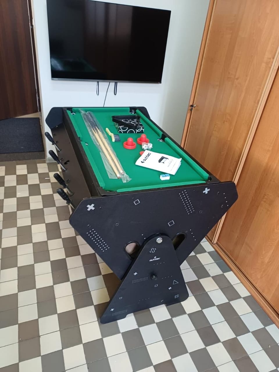 Communal lounge/ TV room, Billiard, Game Room, TV and multimedia, Evening entertainment