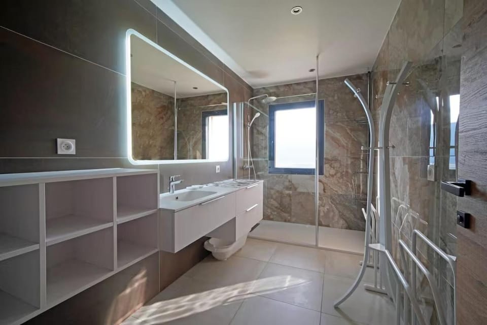Shower, Bathroom, Bath