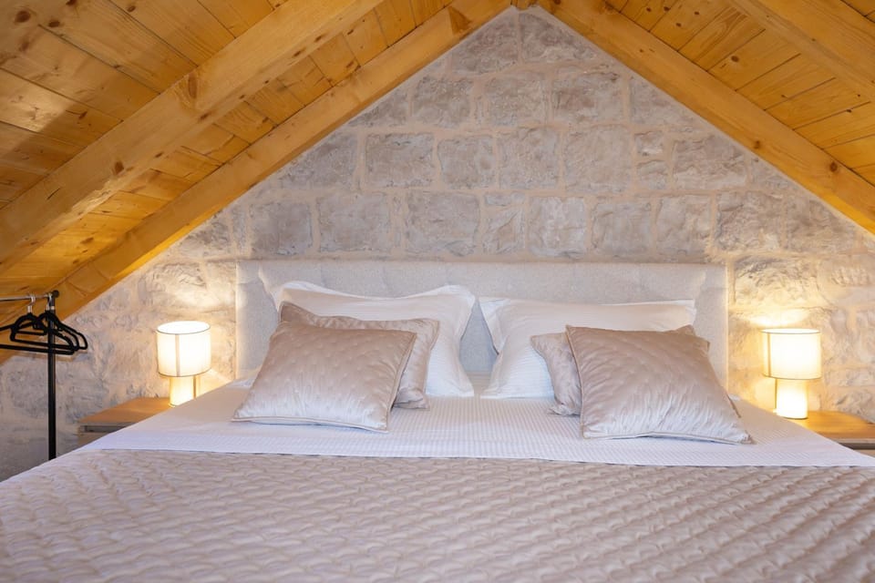 Fjaka Stone House Apartment in Split-Dalmatia County