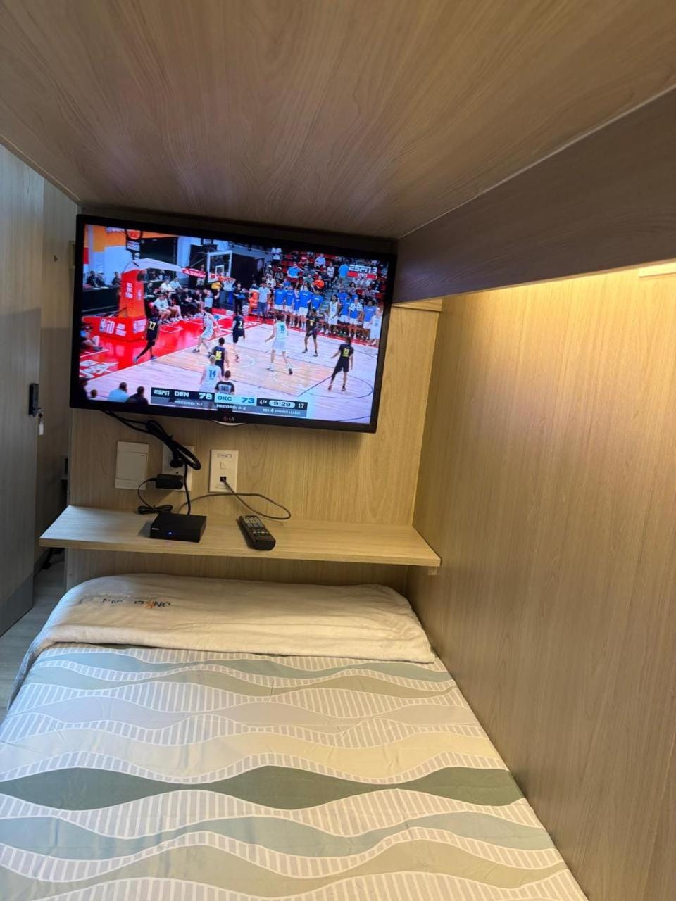 Onkel Inn Airport Sleepbox Viru Viru Capsule hotel in Santa Cruz de la Sierra