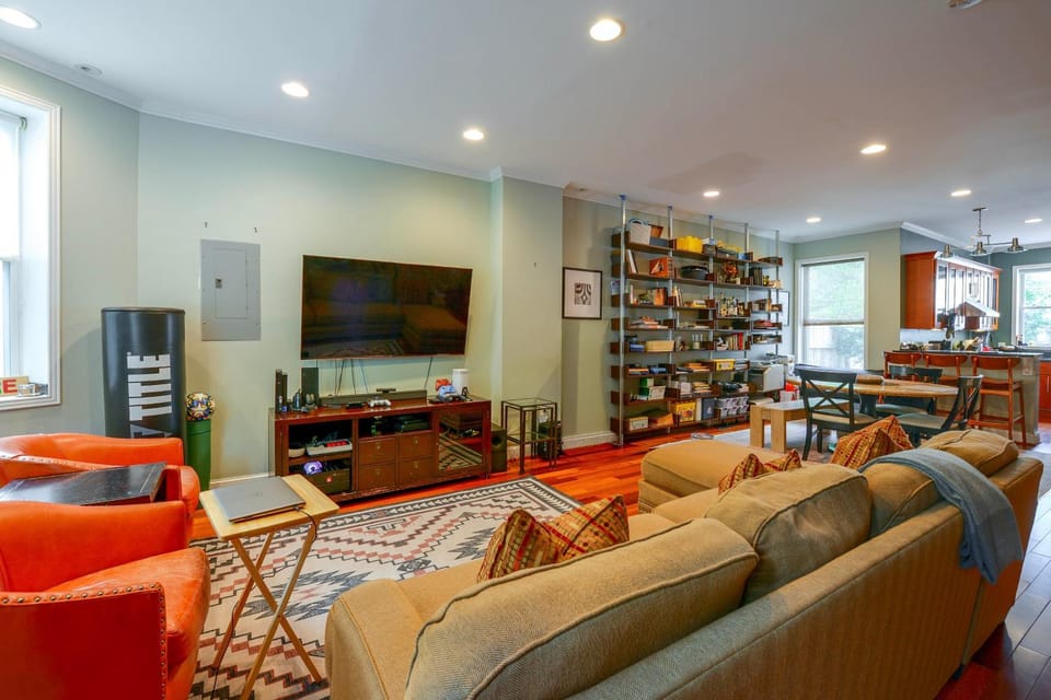Quiet Home in Walkable Area: 3 Mi to National Mall House in Washington