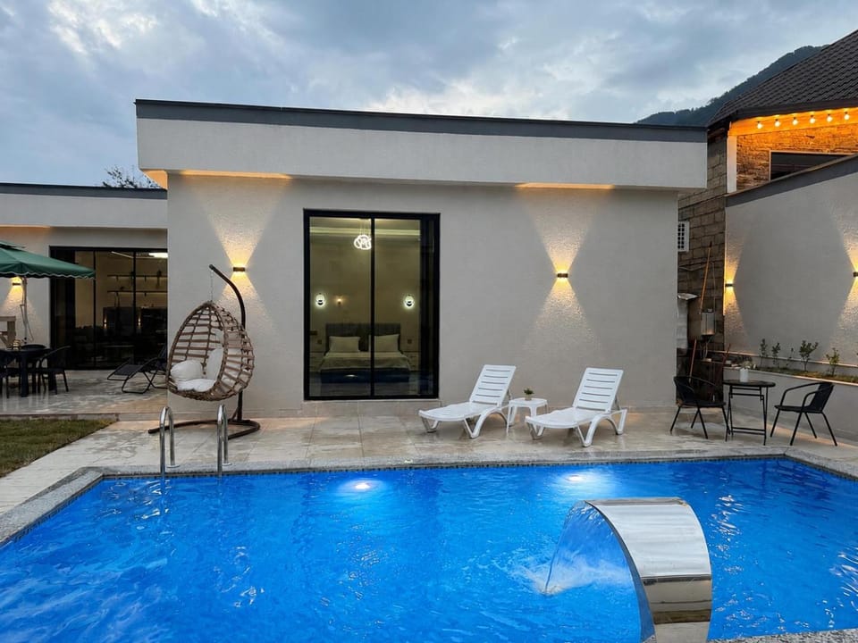 Property building, Pool view, Swimming pool