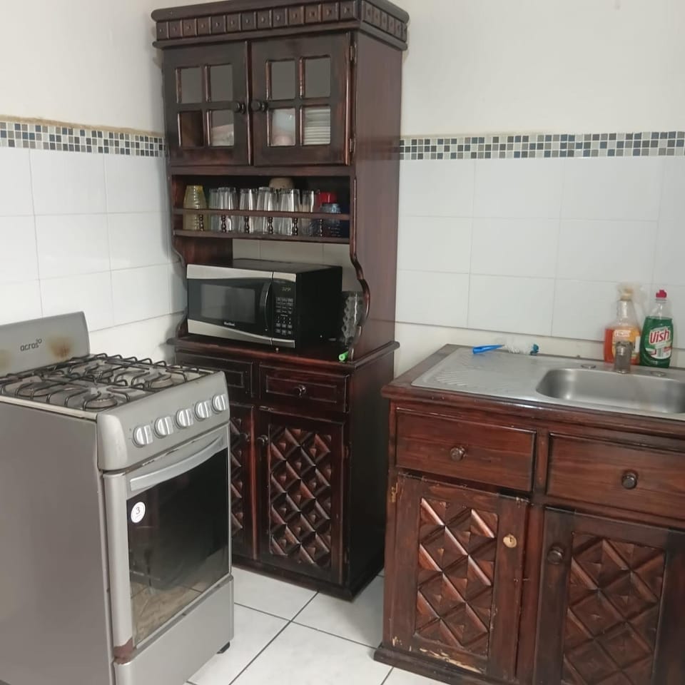 Casa completa ideal para empresas o familias grandes, zona Residencial Privada seguridad las 24hrs House in State of Puebla