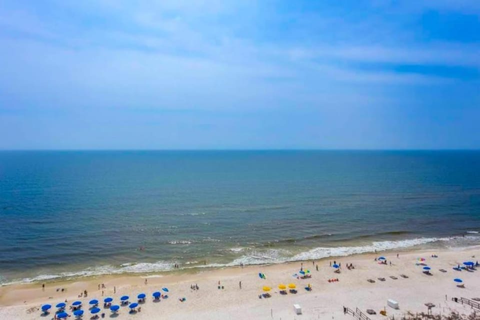 12th-floor Gulf-front condo with amazing views pools gym & hot tub House in Perdido Key