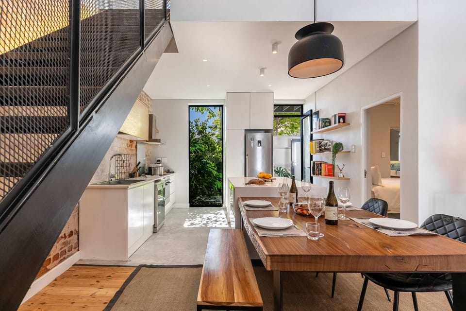 Mnt Nelson Sea Point - Views Townhouse Fireplace House in Sea Point