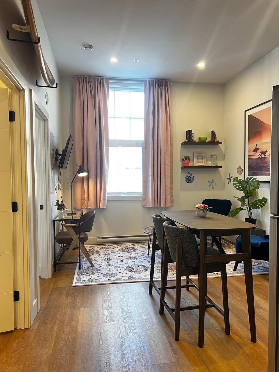 Sunrise Surf Suite - Downtown Halifax, Unit 404 Apartment in Dartmouth