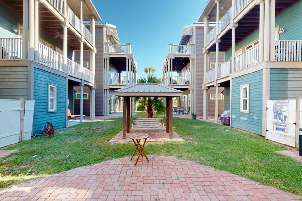 3-story dog-friendly home with pool & balcony - walk to beach House in Lower Grand Lagoon