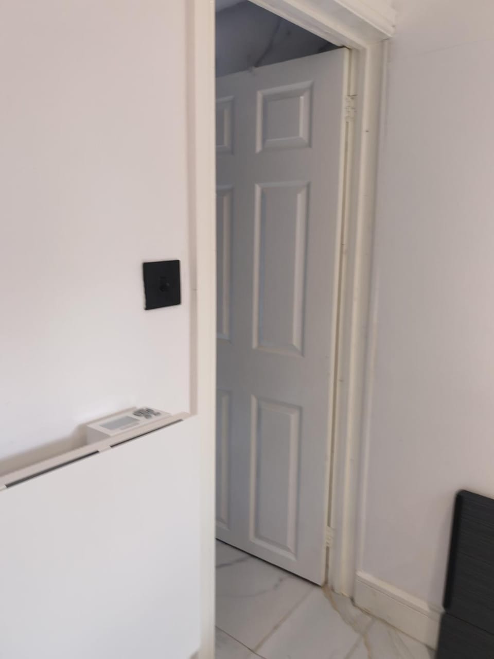 Ensuite ROOM in a HOME Vacation rental in Coventry