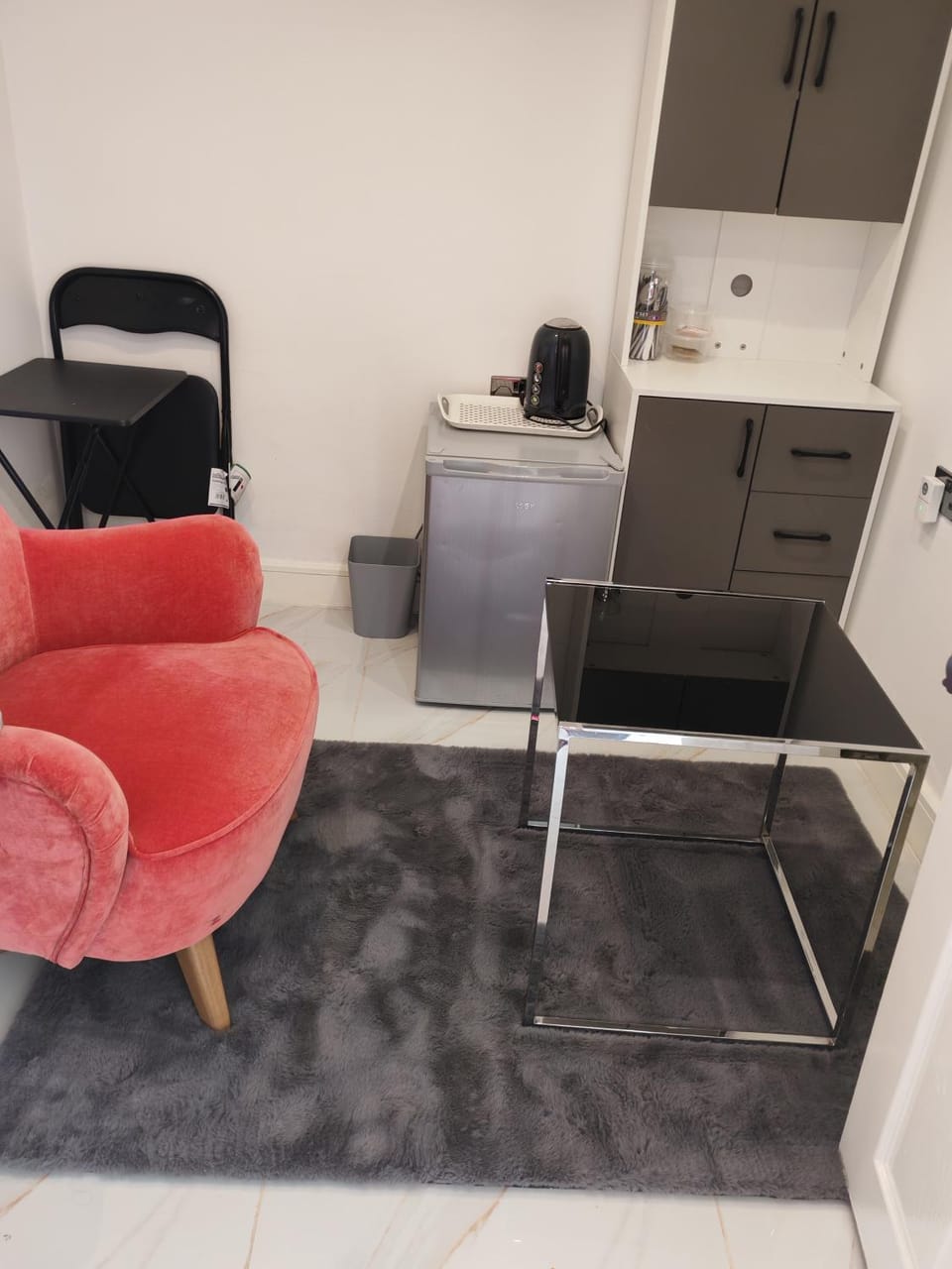 Ensuite ROOM in a HOME Vacation rental in Coventry