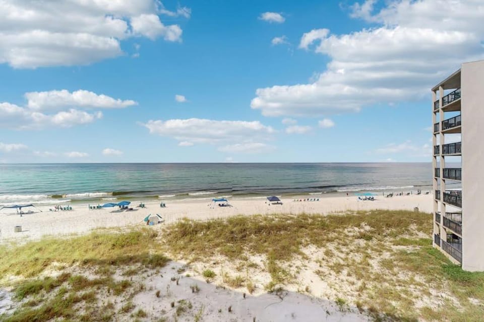 Gorgeous beachfront condo shared pool and beach access House in Carillon Beach