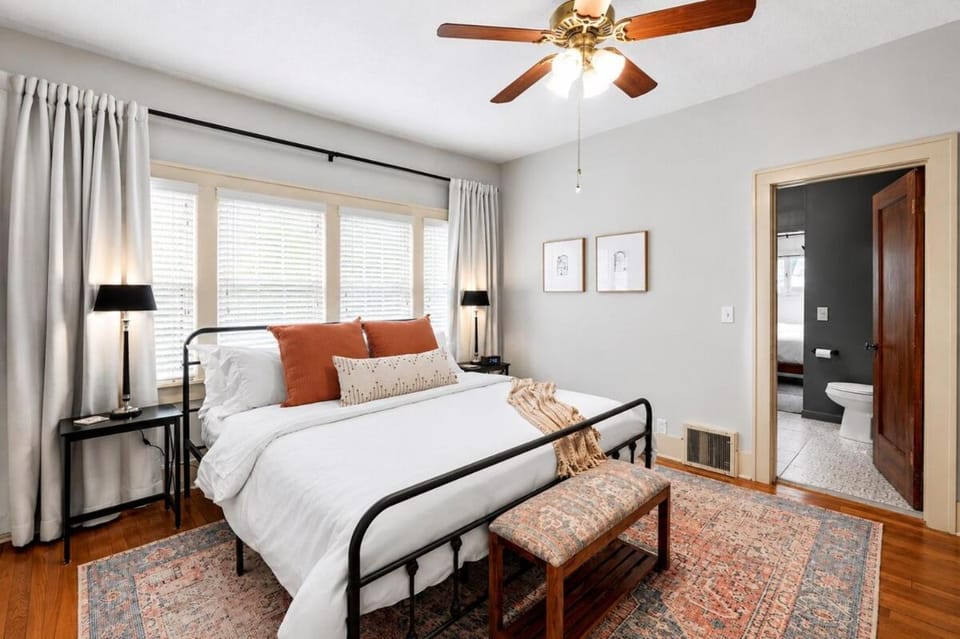 Bed, Bedroom